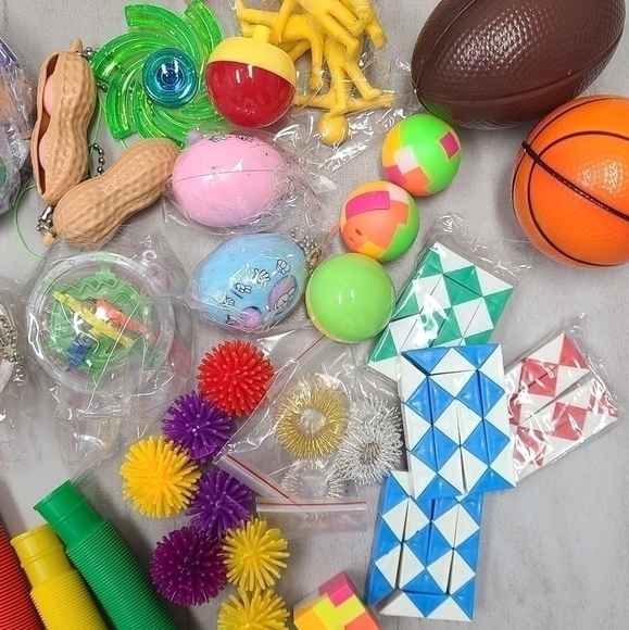 FIDGET Toy Mystery Bag - Picture 6 of 6